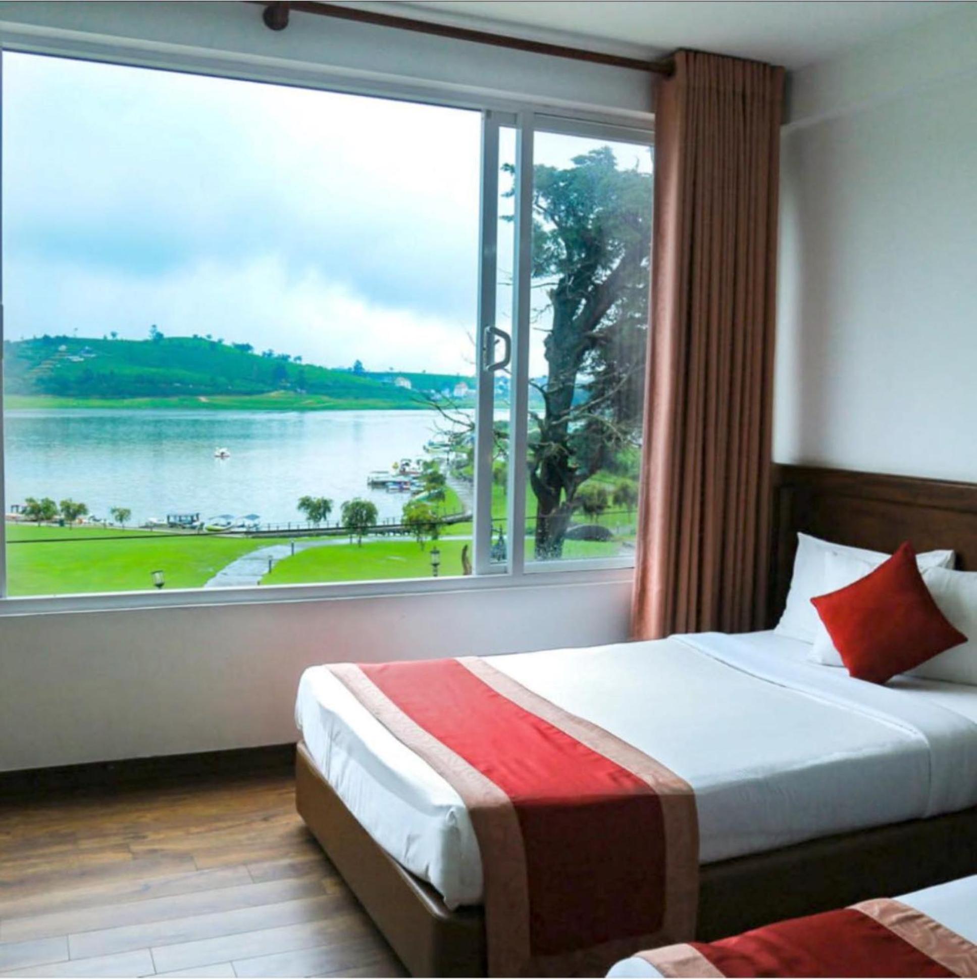 Royal Lake Hotel Nuwara Eliya Exterior photo
